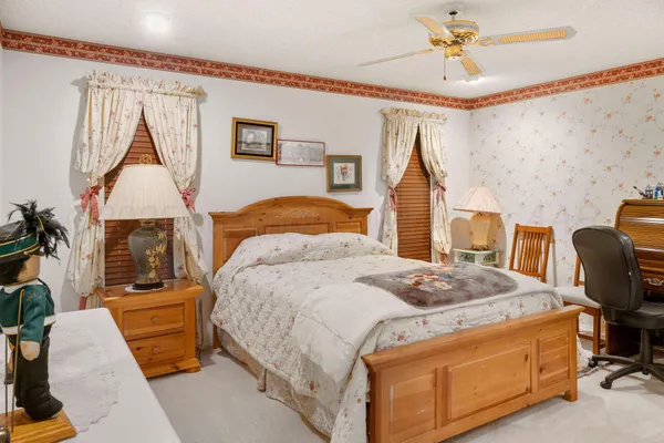 $460,000 | 2343 North Chestnut Drive, Pampa, TX 79065