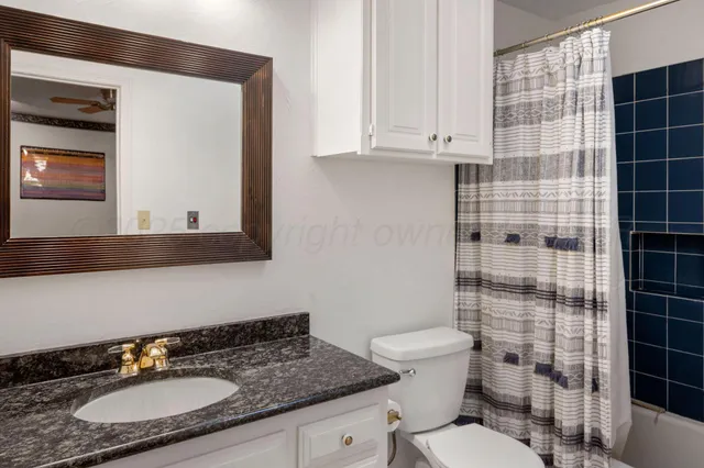 $460,000 | 2343 North Chestnut Drive, Pampa, TX 79065