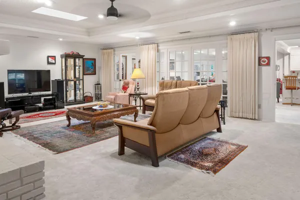 $460,000 | 2343 North Chestnut Drive, Pampa, TX 79065