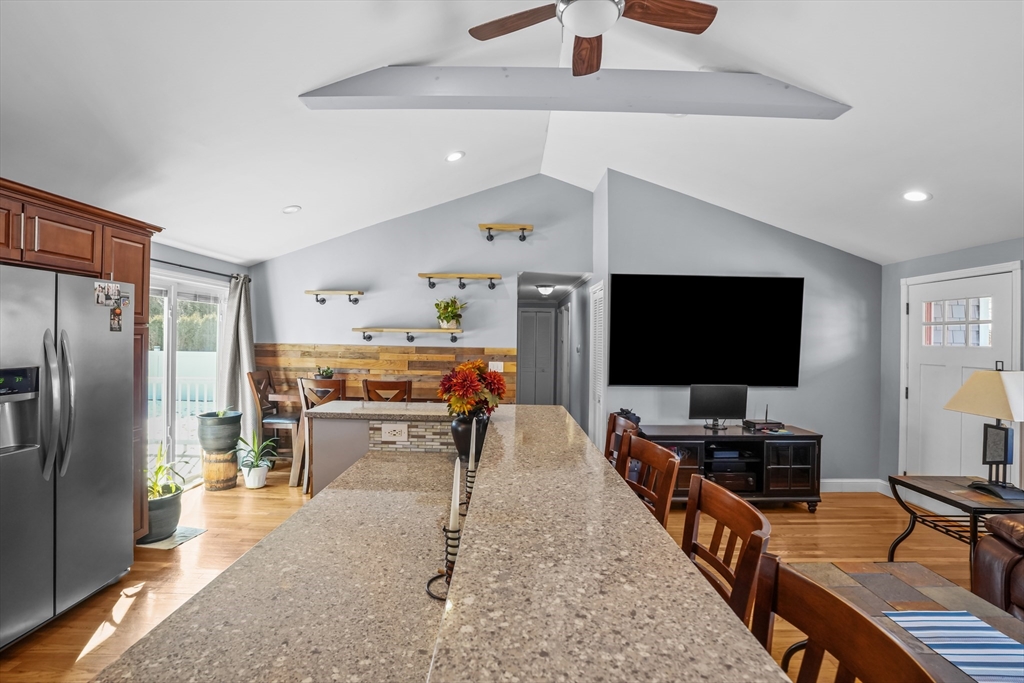 1706 Brayton Point Road Somerset, MA 02726 - Photo 15 of 32