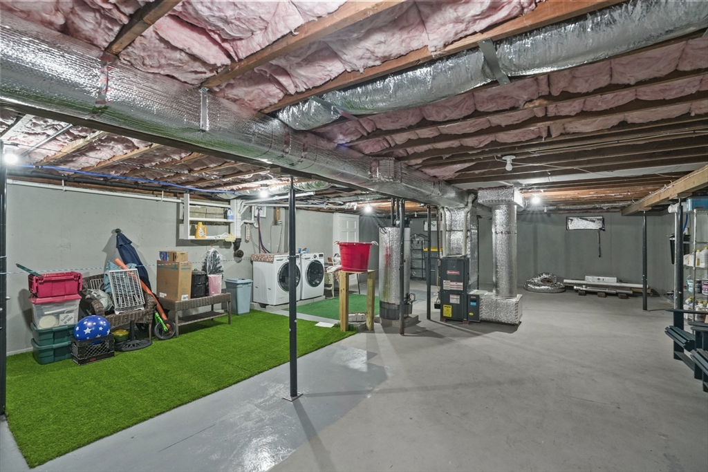 1706 Brayton Point Road Somerset, MA 02726 - Photo 26 of 32