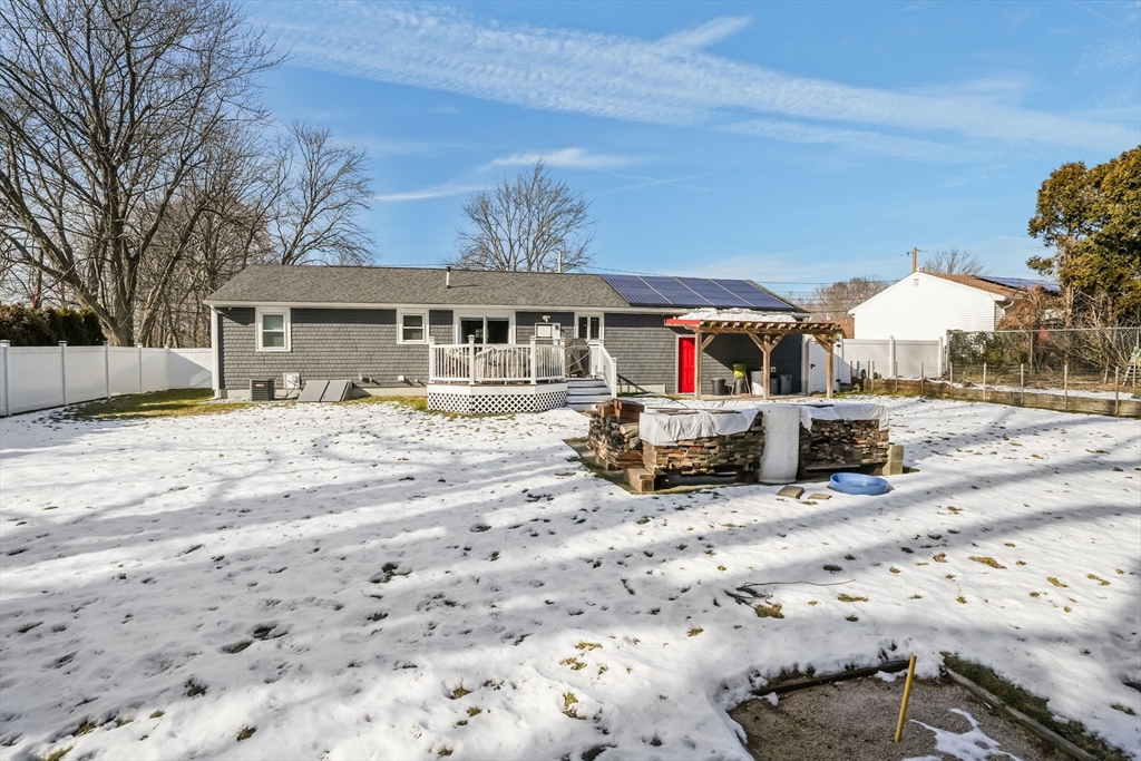 1706 Brayton Point Road Somerset, MA 02726 - Photo 29 of 32