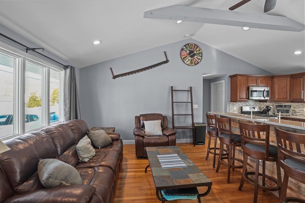 1706 Brayton Point Road Somerset, MA 02726 - Photo 8 of 32