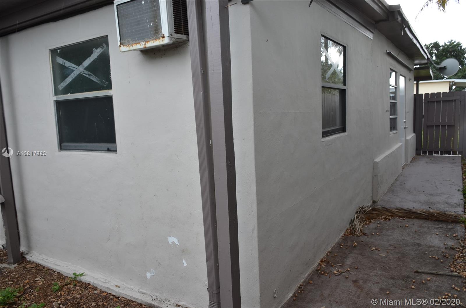 1700 Southwest 75th Avenue Road Miami, FL 33155 - Photo 12 of 42 Gallery Image 12