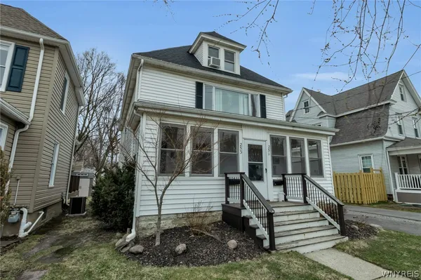 $359,900 | 251 Pleasant Avenue, Hamburg, NY 14075