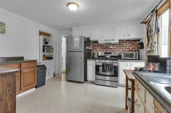 $359,900 | 251 Pleasant Avenue, Hamburg, NY 14075