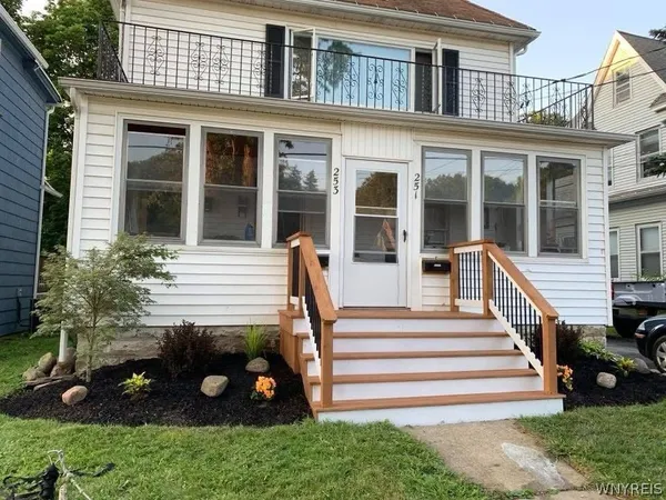 $359,900 | 251 Pleasant Avenue, Hamburg, NY 14075