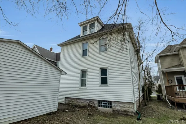 $359,900 | 251 Pleasant Avenue, Hamburg, NY 14075