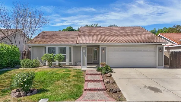 $630,000 | 1841 South Willow Creek Drive, Tracy, CA 95376