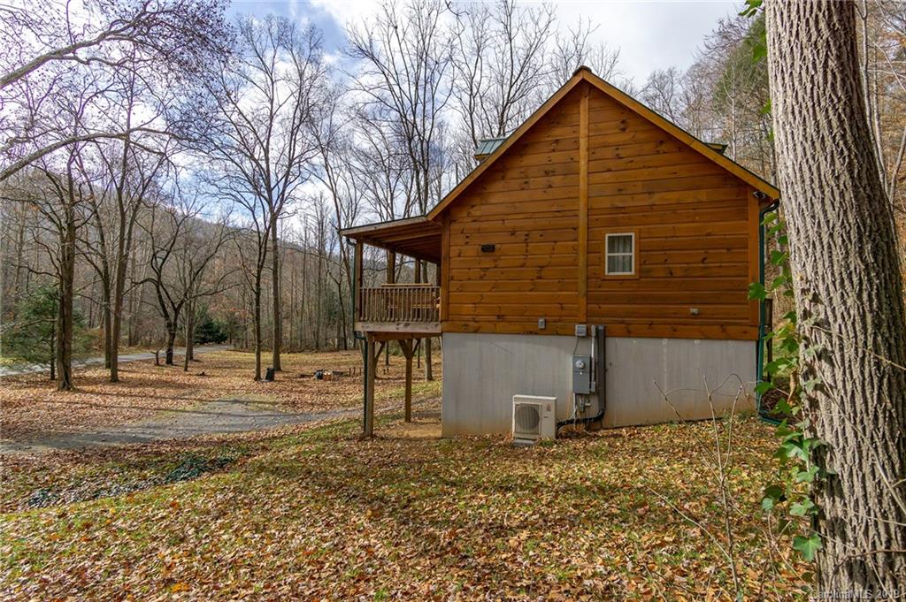 1280 Bee Tree Road Swannanoa, NC 28778 - Photo 32 of 34 Gallery Image 32