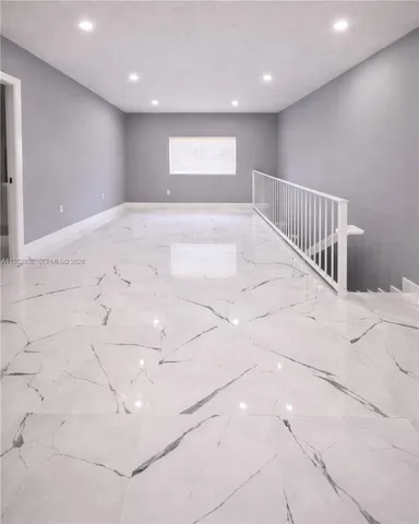 $2,500 | 7925 West 29th Way, Unit 201, Hialeah, FL 33018