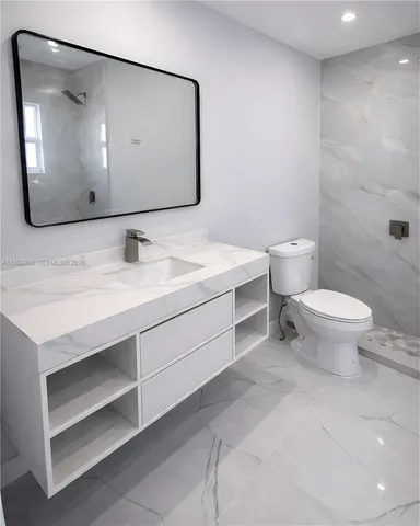 $2,500 | 7925 West 29th Way, Unit 201, Hialeah, FL 33018