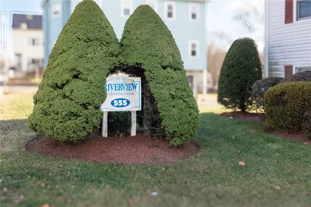 $209,900 | 555 Diamond Hill Road, Unit 204, Woonsocket, RI 02895