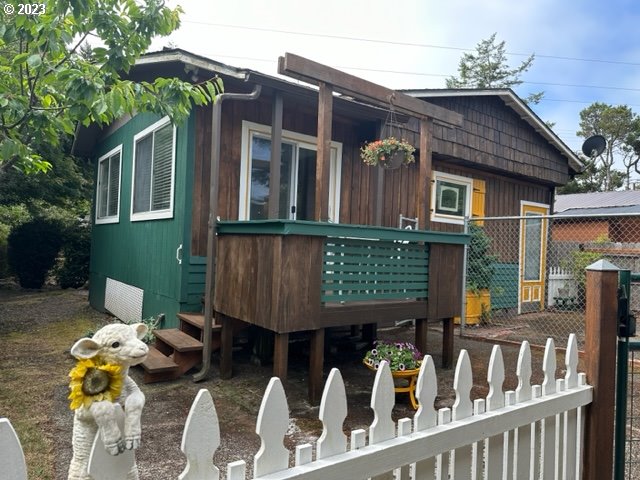 154 Outer Drive Florence, OR 97439 - Photo 25 of 40