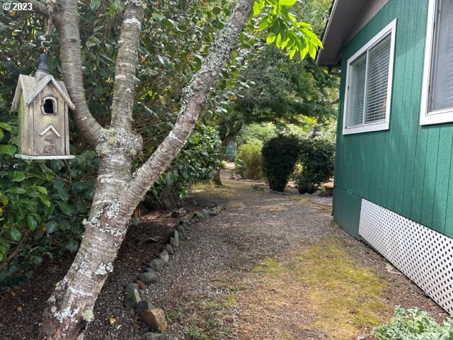 154 Outer Drive Florence, OR 97439 - Photo 29 of 40 Yard