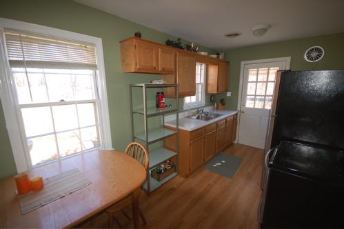 2618 Weaver Road Southwest Roanoke, VA 24015 - Photo 3 of 13 KITCHEN