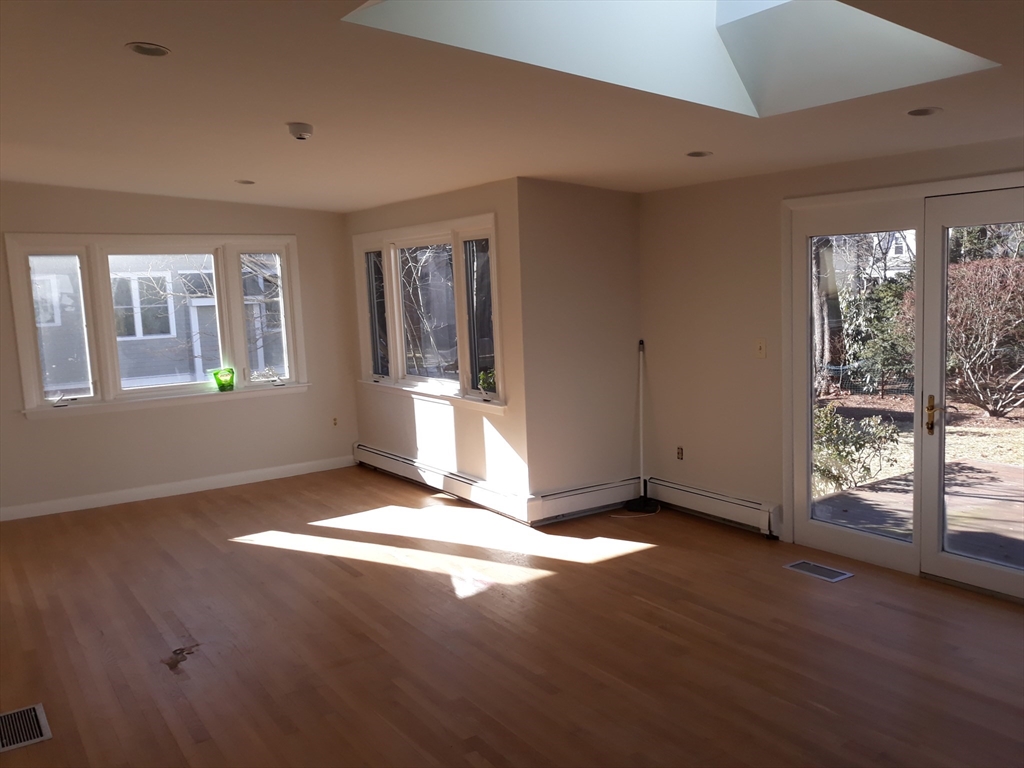 133 Winslow Road, Unit 133 Waban, MA 02468 - Photo 3 of 27