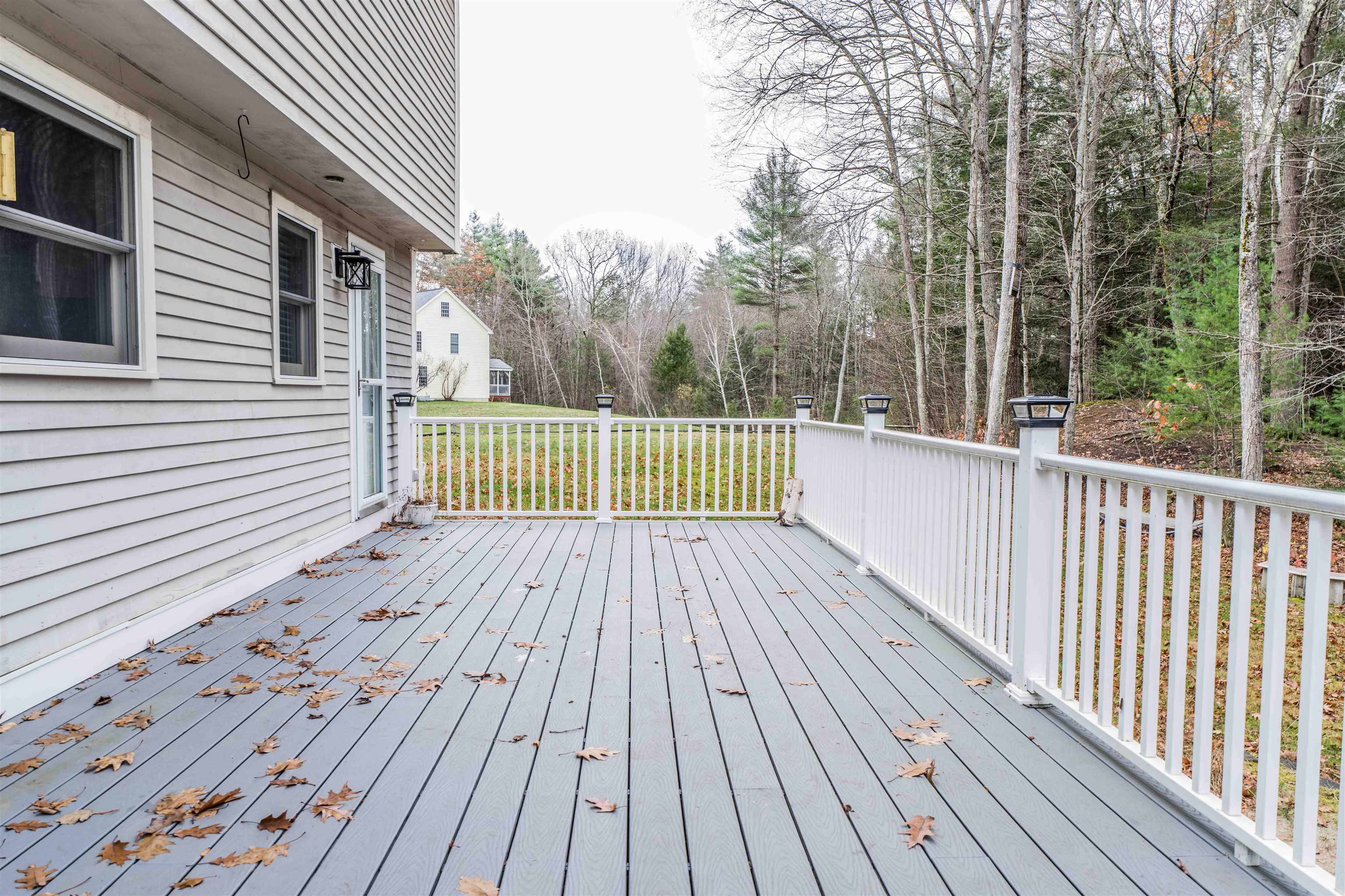 9 Round Robin Loop Fremont, NH 03044 - Photo 26 of 34