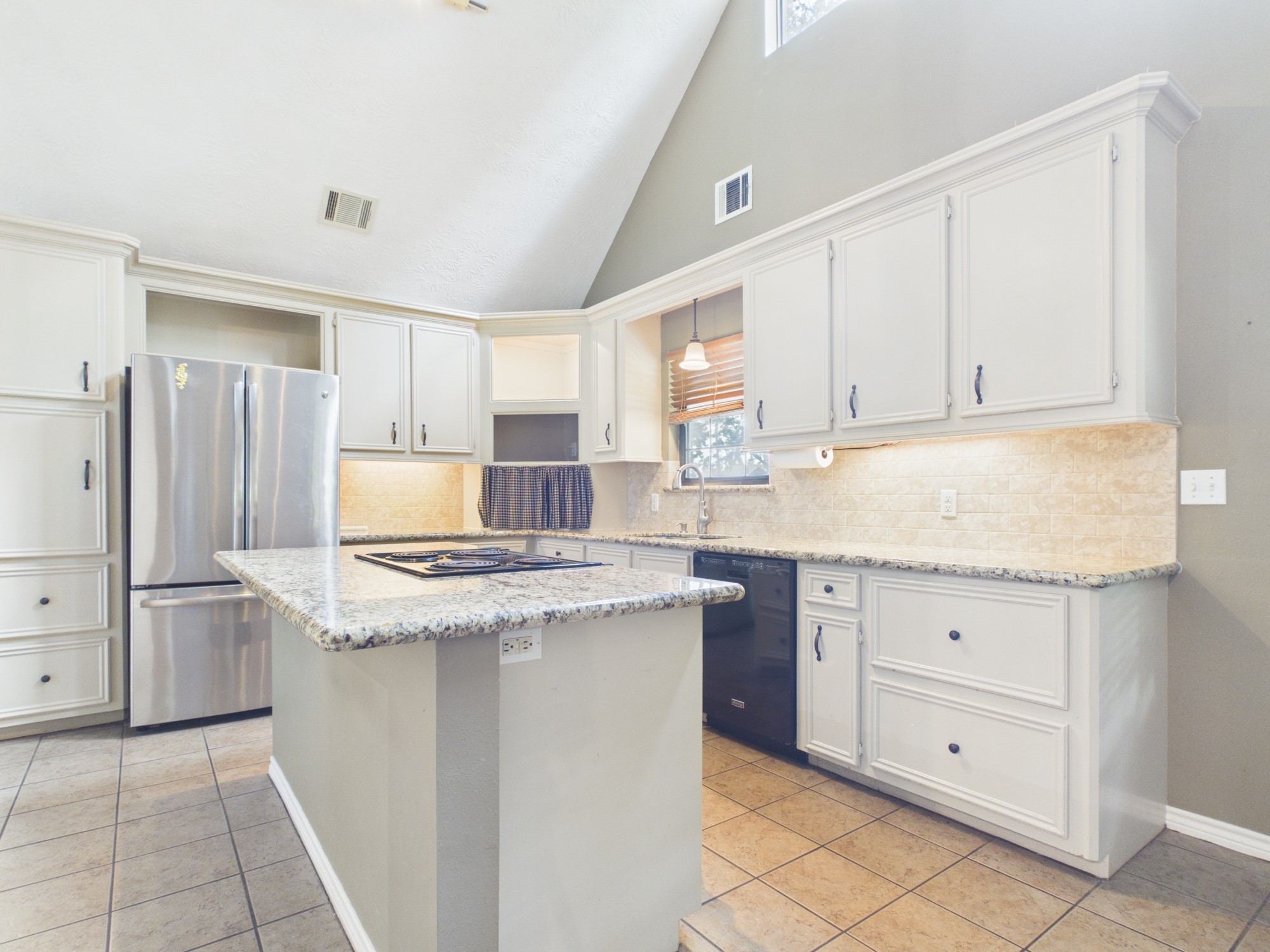 260 West West Ridge Drive Coldspring, TX 77331 - Photo 4 of 17