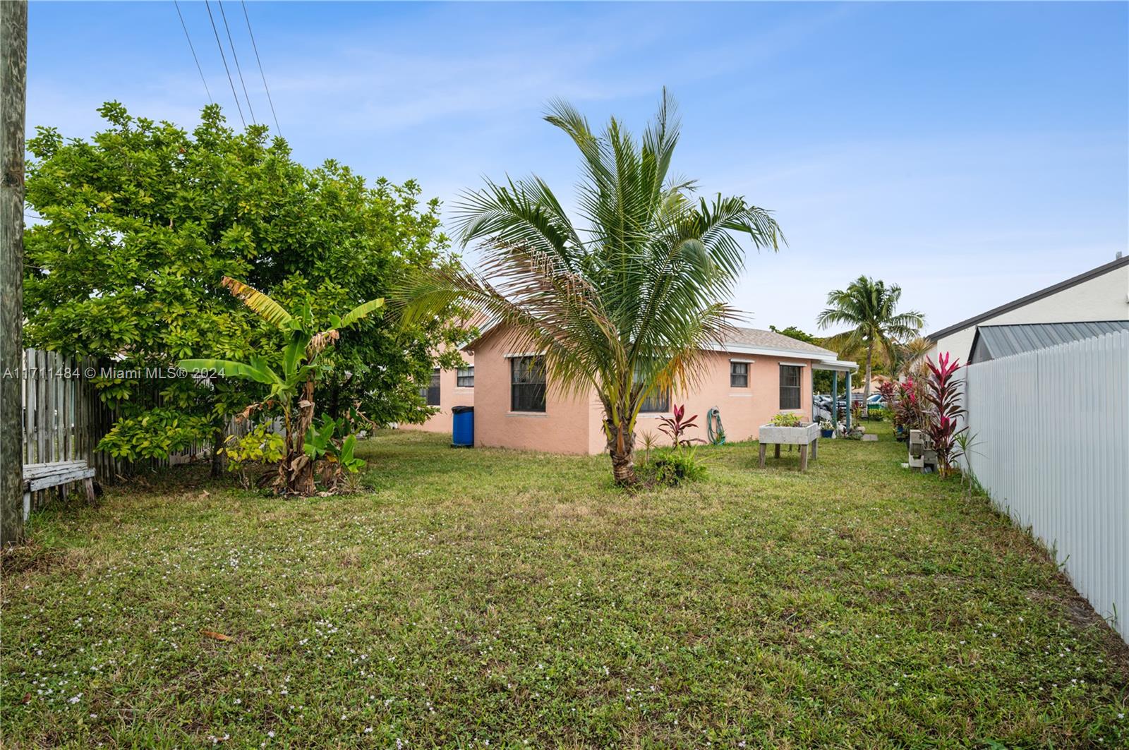 2430 Southwest 86th Avenue Miramar, FL 33025 - Photo 17 of 17