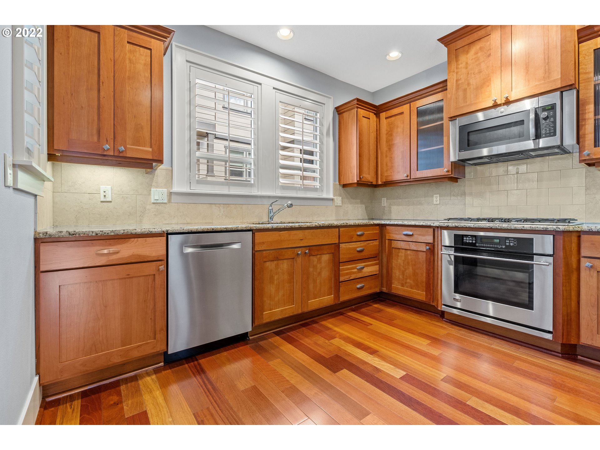 608 Southwest Rustica Terrace Portland, OR 97225 - Photo 11 of 32 Gallery Image 11