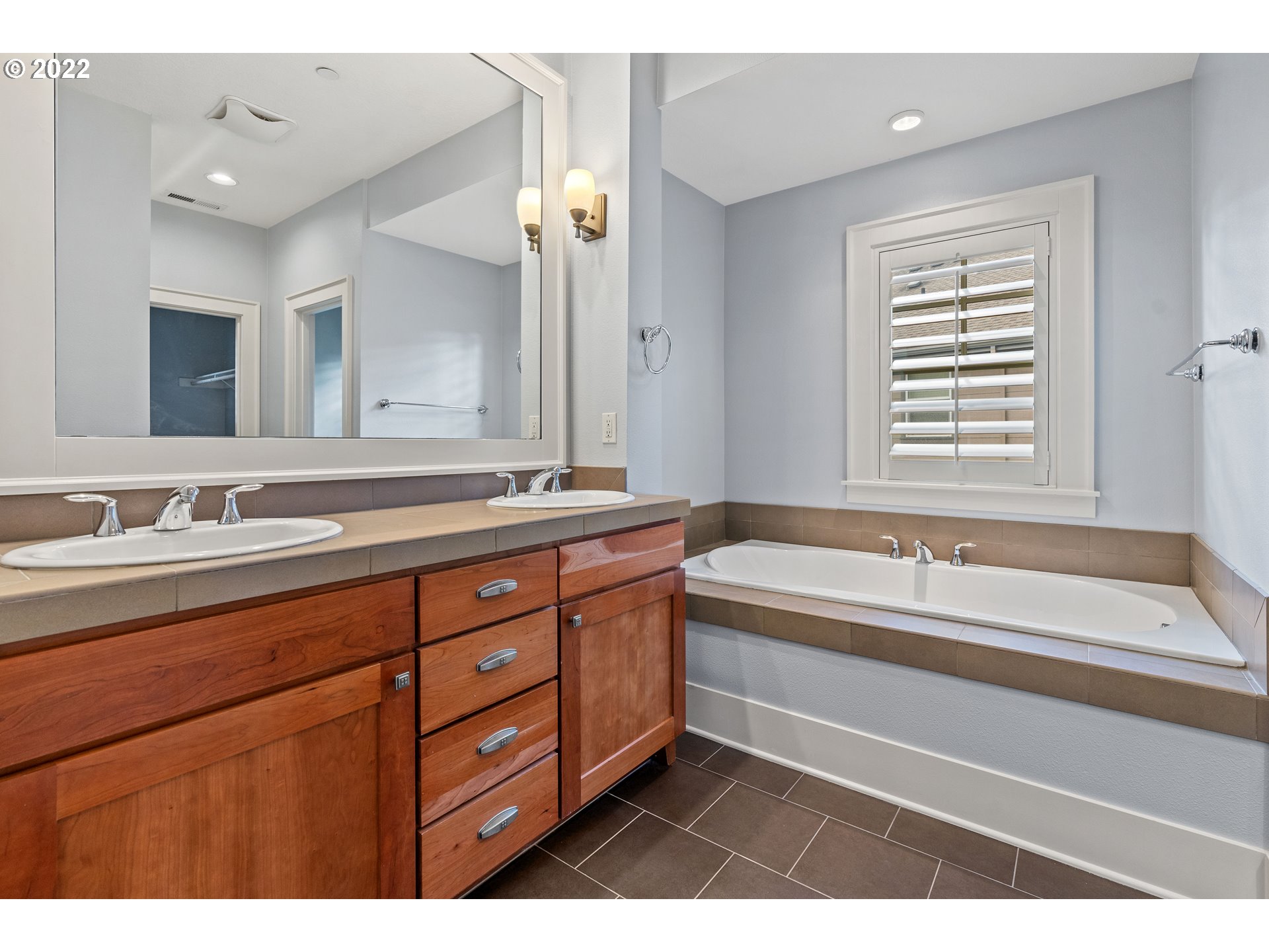 608 Southwest Rustica Terrace Portland, OR 97225 - Photo 18 of 32 Gallery Image 18