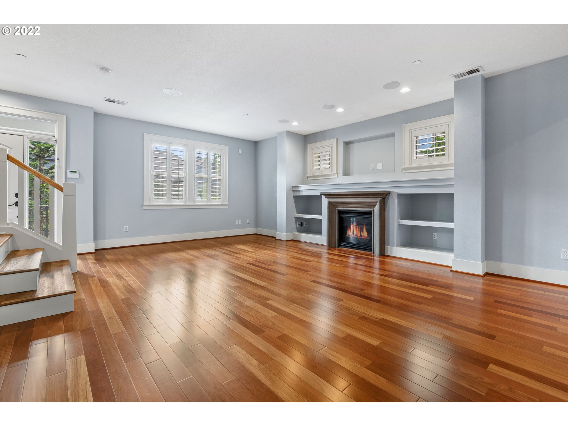 608 Southwest Rustica Terrace Portland, OR 97225 - Photo 8 of 32 Gallery Image 8