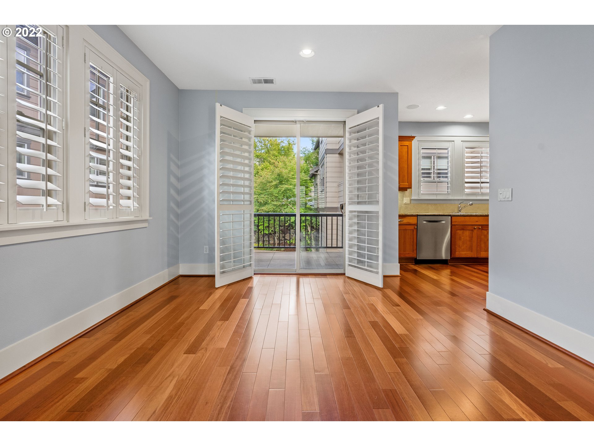 608 Southwest Rustica Terrace Portland, OR 97225 - Photo 9 of 32 Gallery Image 9