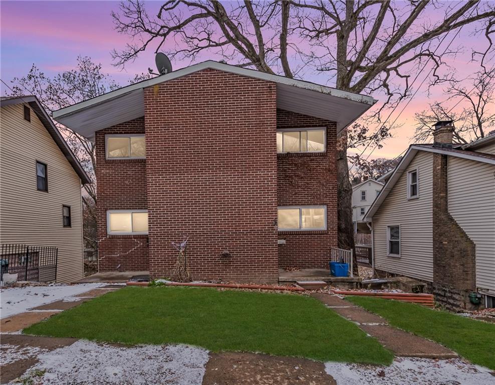 303 Oak Street Butler, PA 16001 - Photo 1 of 25 Gallery Image 1