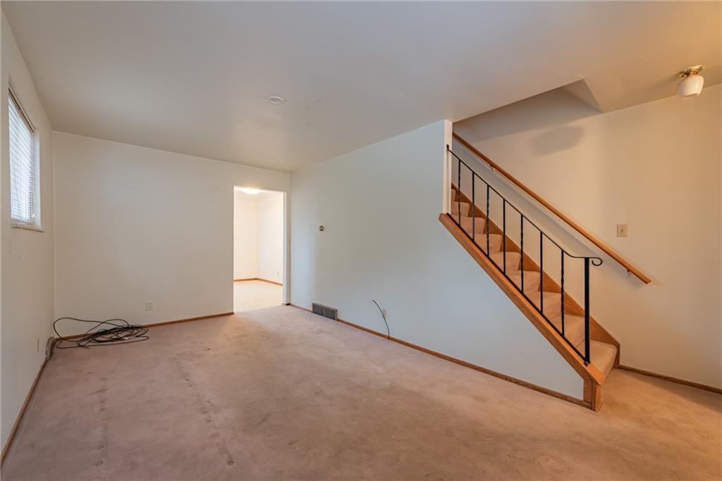 303 Oak Street Butler, PA 16001 - Photo 14 of 25 Gallery Image 14