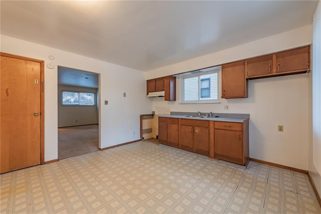303 Oak Street Butler, PA 16001 - Photo 18 of 25 Gallery Image 18