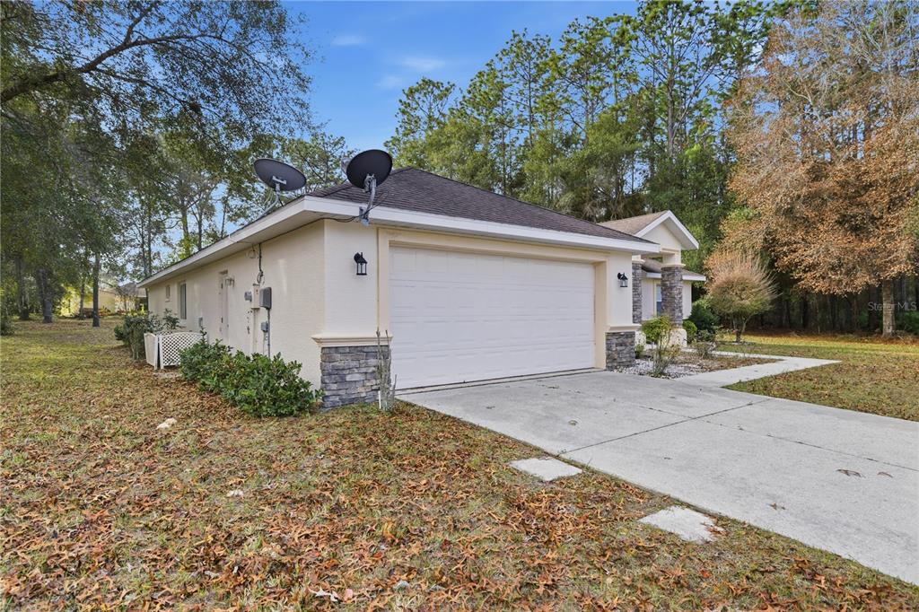 2820 East Newhaven Street Inverness, FL 34453 - Photo 5 of 38