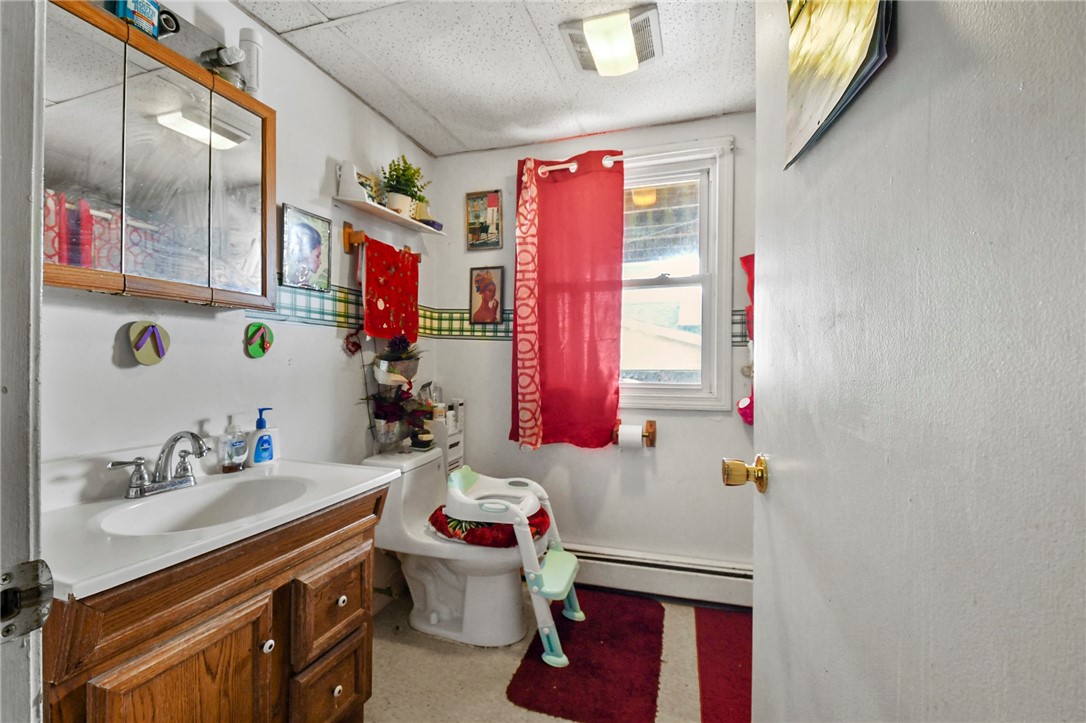 143 Dulude Avenue Woonsocket, RI 02895 - Photo 3 of 49
