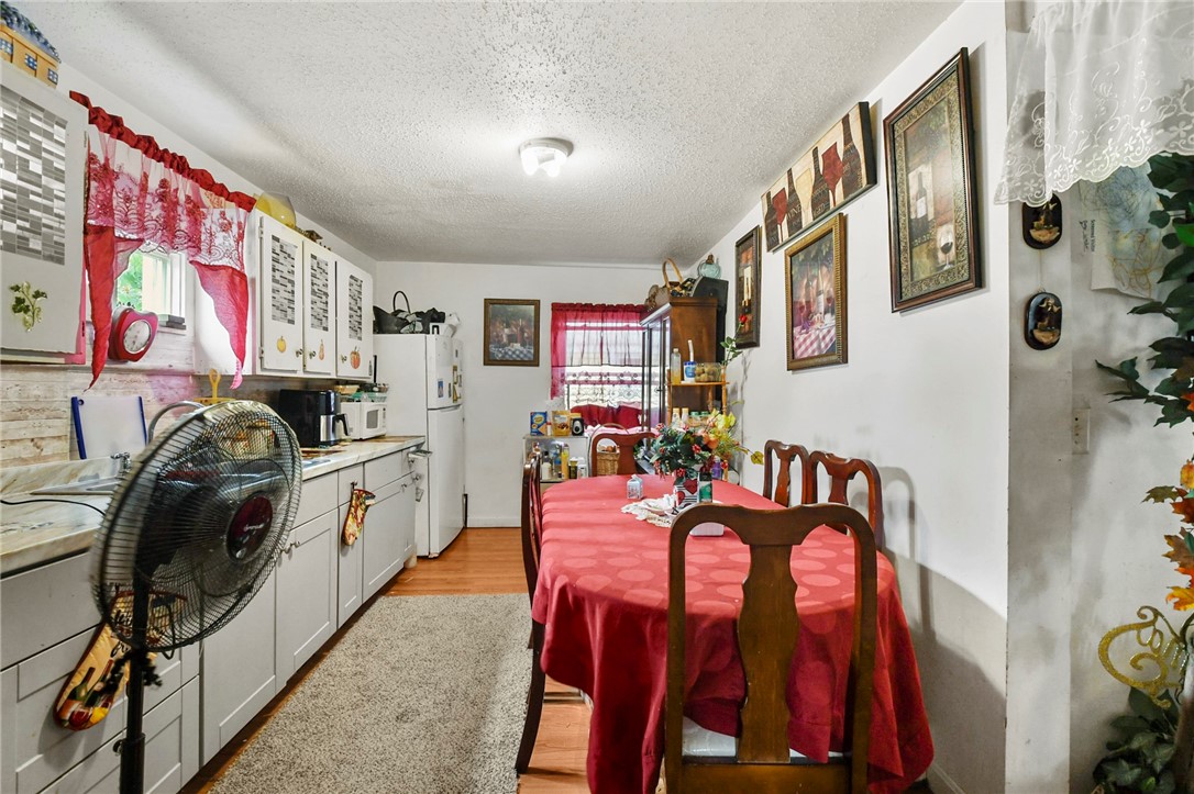 143 Dulude Avenue Woonsocket, RI 02895 - Photo 5 of 49