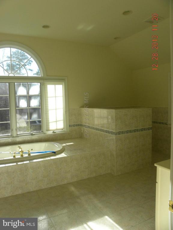 1033 Riverside Drive Salisbury, MD 21801 - Photo 12 of 19 Gallery Image 12