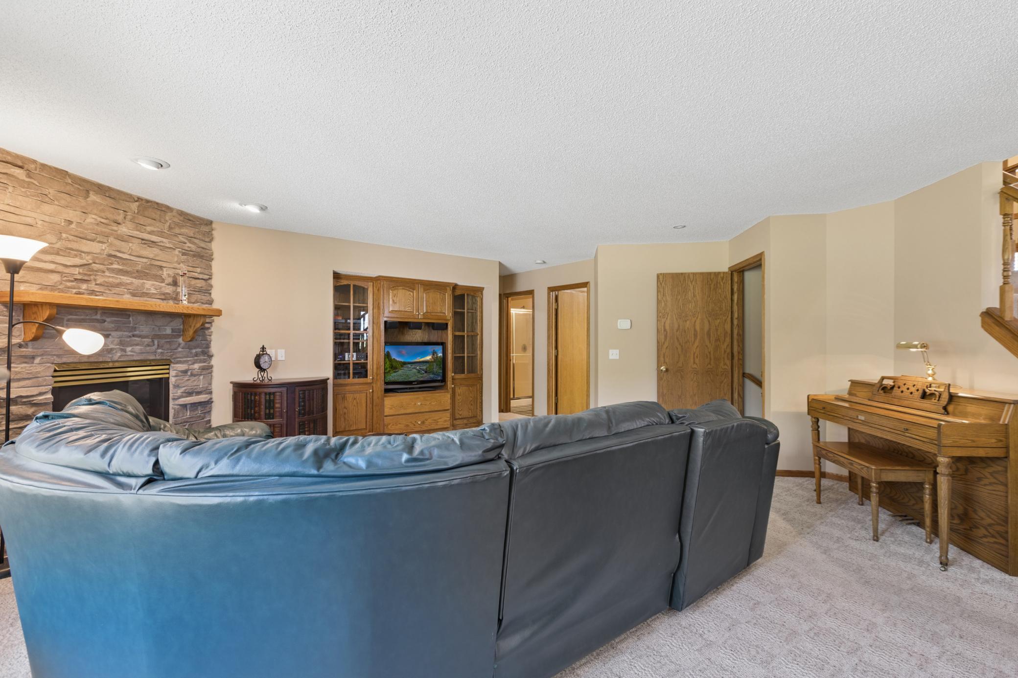 14180 Dehnsfield Road Rogers, MN 55374 - Photo 17 of 66