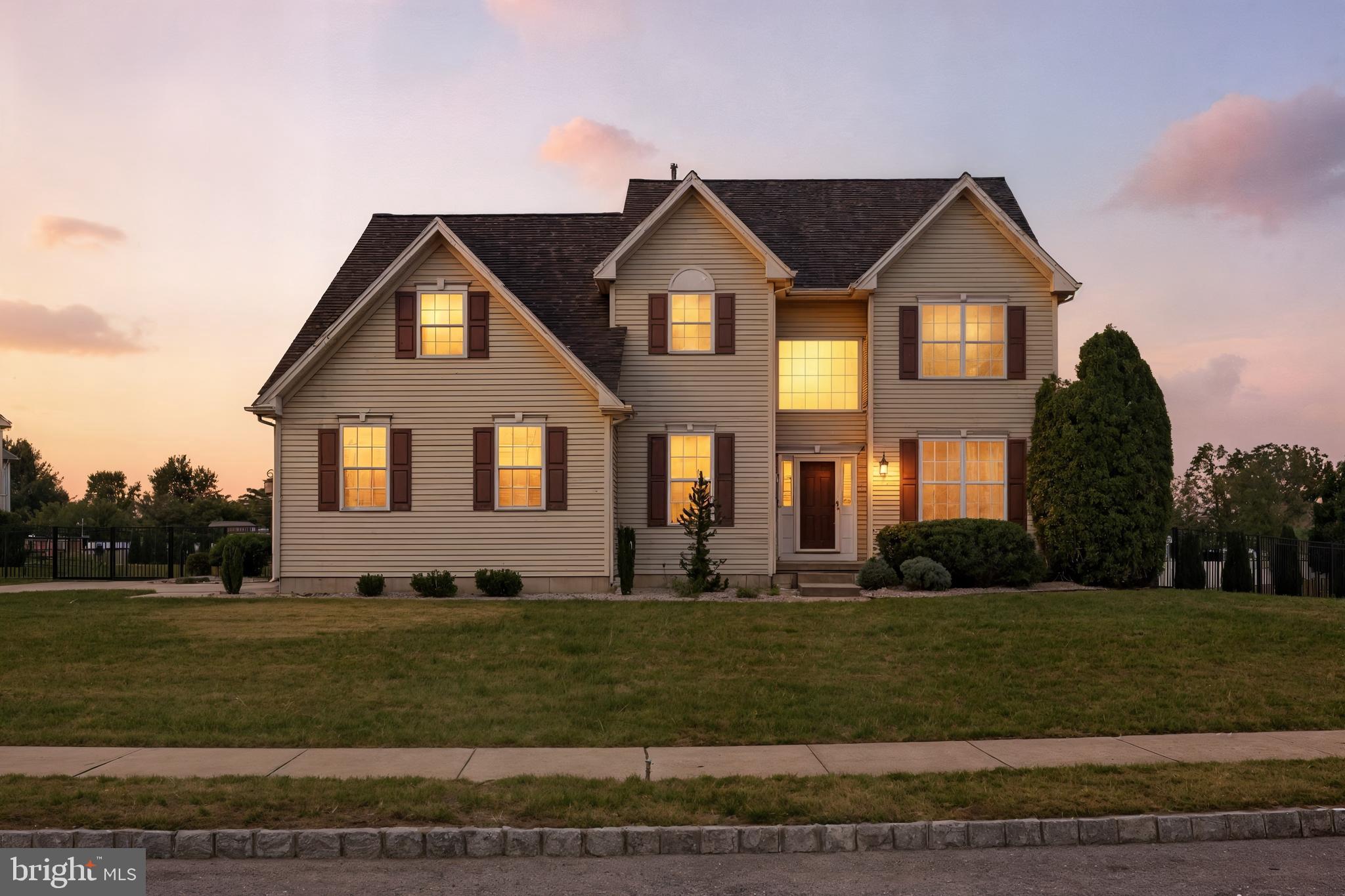 306 Johnny Boy Lane Berlin, NJ 08009 - Photo 1 of 36