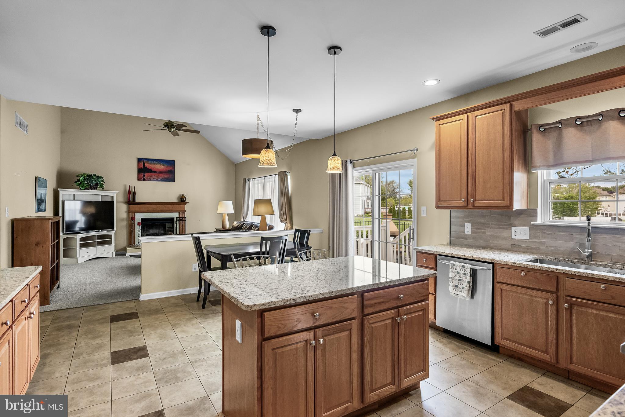 306 Johnny Boy Lane Berlin, NJ 08009 - Photo 12 of 36