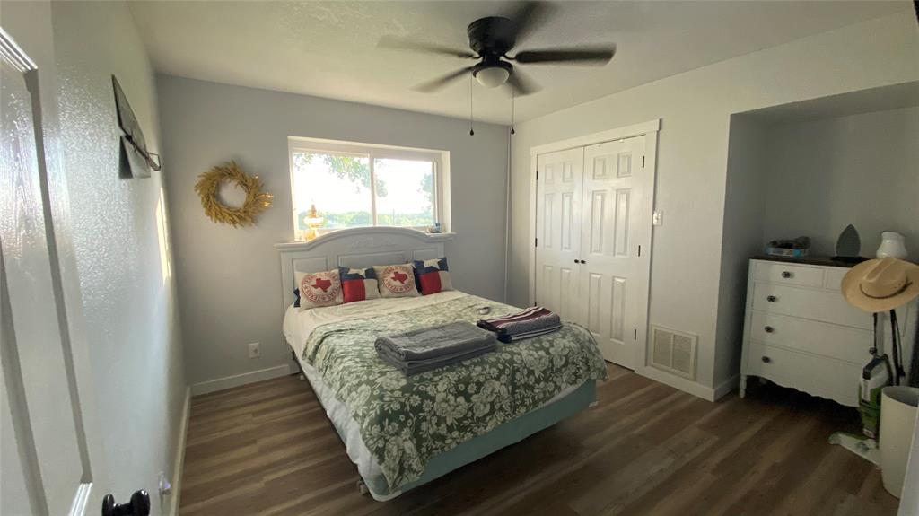 2598 Refuge Road Sherman, TX 75092 - Photo 12 of 24 Bedroom 2