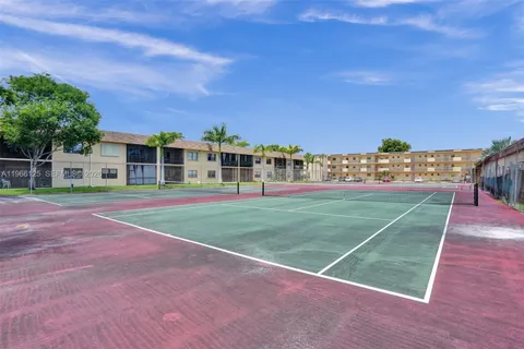 a view of a tennis court