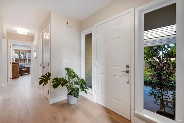 $995,000 | 366 Avenida Barbera, Sonoma, CA 95476