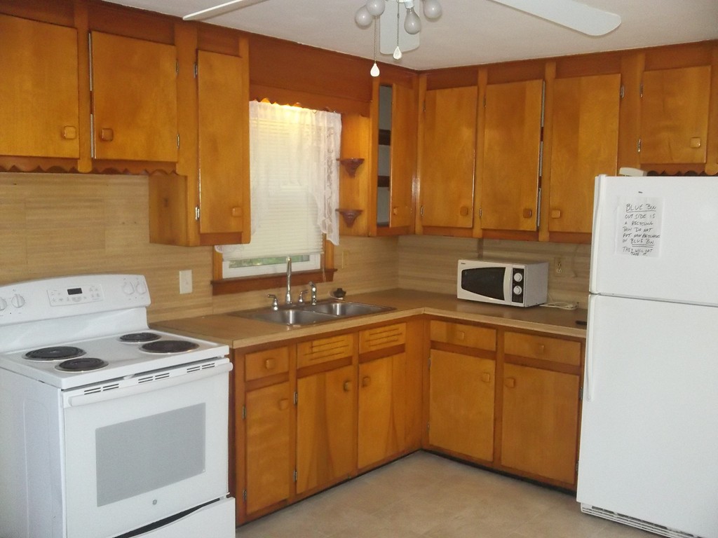 232 Slater Avenue Springfield, MA 01119 - Photo 4 of 15 Gallery Image 4