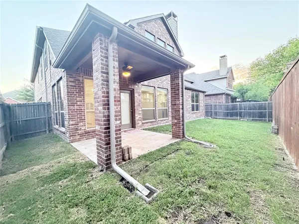 $3,299 | 907 Bainbridge Lane, Garland, TX 75040