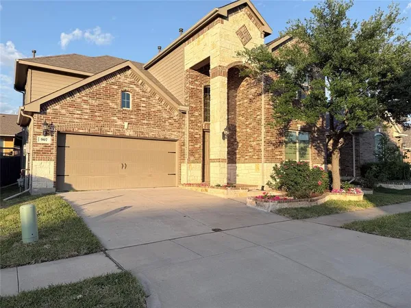 $3,299 | 907 Bainbridge Lane, Garland, TX 75040