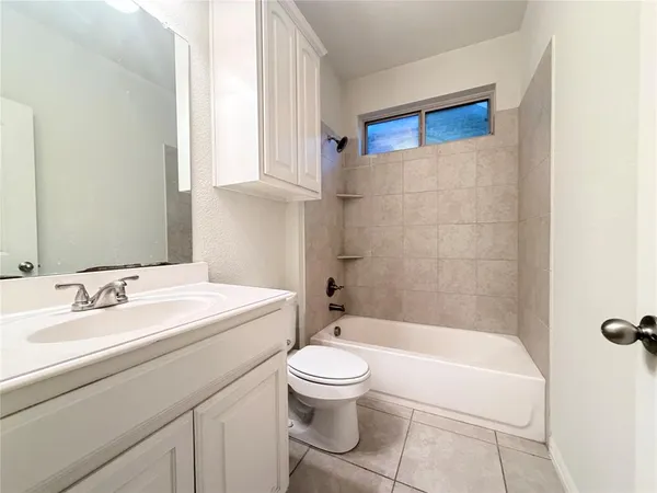 $3,299 | 907 Bainbridge Lane, Garland, TX 75040