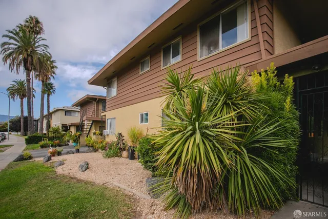 a car parked in front of a building