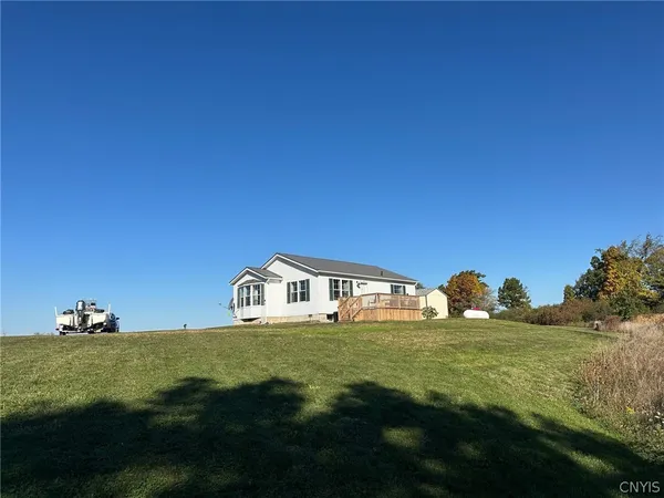 $395,000 | 26172 Walrath Road, Lyme, NY 13622