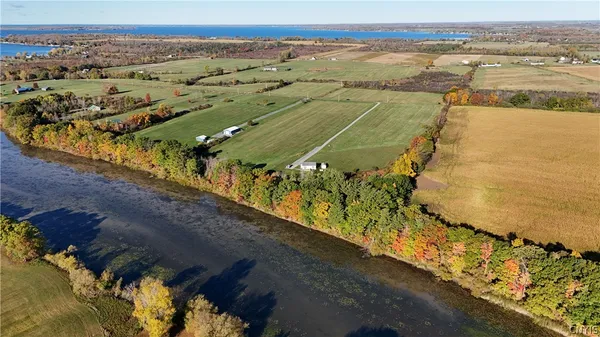 $395,000 | 26172 Walrath Road, Lyme, NY 13622