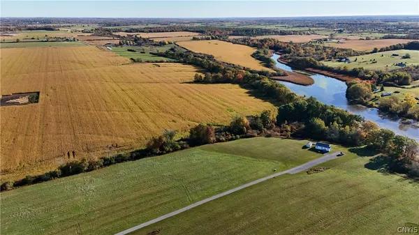 $395,000 | 26172 Walrath Road, Lyme, NY 13622