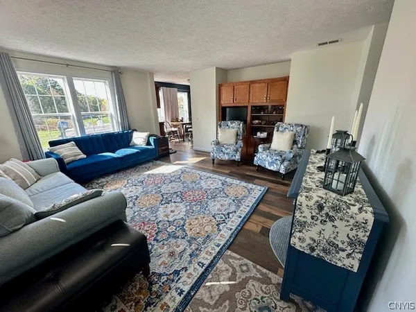 $395,000 | 26172 Walrath Road, Lyme, NY 13622